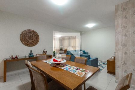 Apartamento à venda com 126m², 4 quartos e 3 vagas