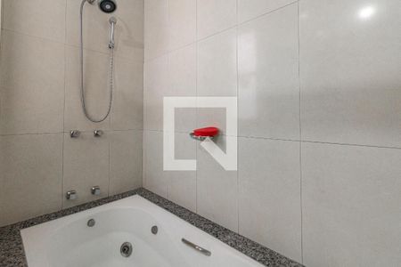 Apartamento à venda com 126m², 4 quartos e 3 vagas