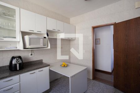 Apartamento à venda com 103m², 3 quartos e 2 vagas Apartamento à venda com 103m², 3 quartos e 2 vagasCozinha