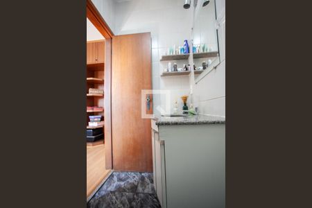 Apartamento à venda com 103m², 3 quartos e 2 vagas Apartamento à venda com 103m², 3 quartos e 2 vagasBanheiro da Suíte