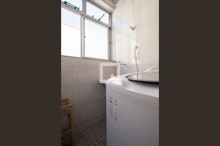 Apartamento à venda com 103m², 3 quartos e 2 vagas Apartamento à venda com 103m², 3 quartos e 2 vagasÁrea de Serviço