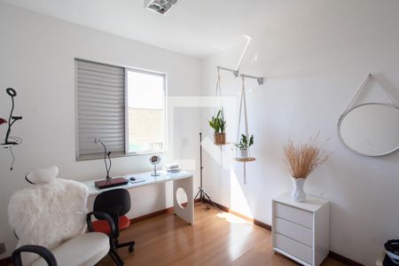 Apartamento à venda com 103m², 3 quartos e 2 vagas Apartamento à venda com 103m², 3 quartos e 2 vagasQuarto 2