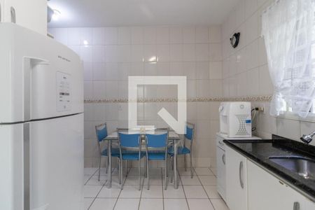 Casa à venda com 227m², 4 quartos e 3 vagas