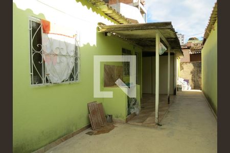 Casa à venda com 155m², 3 quartos e 4 vagas