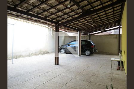 Casa à venda com 155m², 3 quartos e 4 vagas