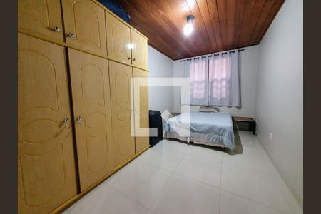 Casa à venda com 325m², 4 quartos e 4 vagas
