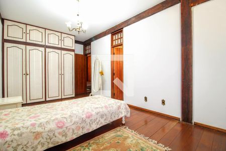 Casa à venda com 650m², 5 quartos e 3 vagas