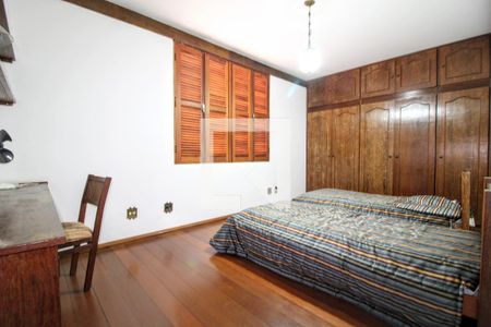 Casa à venda com 650m², 5 quartos e 3 vagas