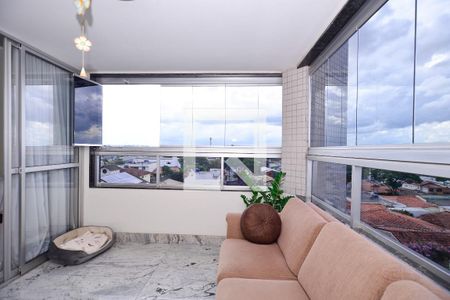 Apartamento à venda com 126m², 4 quartos e 3 vagas