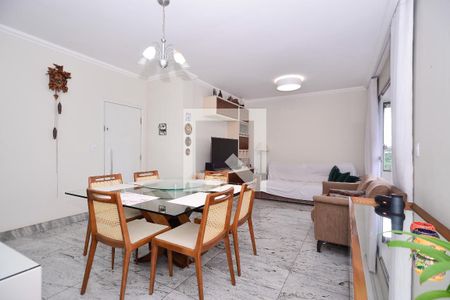 Apartamento à venda com 126m², 4 quartos e 3 vagas