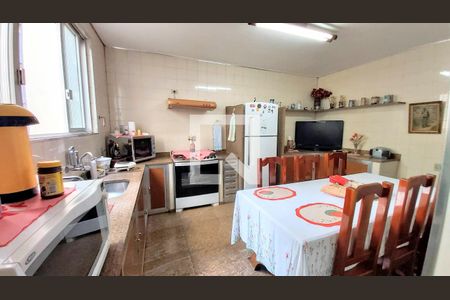 Apartamento à venda com 270m², 4 quartos e 1 vaga