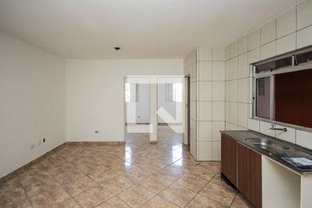 Sala e cozinha de apartamento para alugar com 2 quartos, 42m² em Jardim Paraguacu, São Paulo