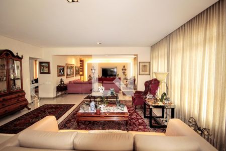 Apartamento à venda com 310m², 4 quartos e 3 vagas