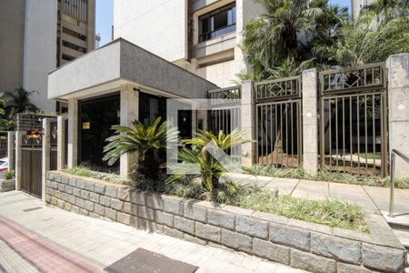 Apartamento à venda com 310m², 4 quartos e 3 vagas