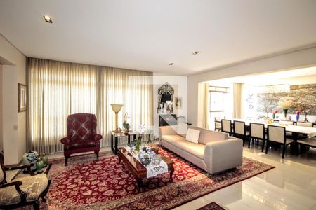 Apartamento à venda com 310m², 4 quartos e 3 vagas