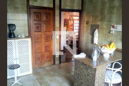 Casa à venda com 350m², 4 quartos e 8 vagas