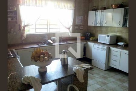 Casa à venda com 350m², 4 quartos e 8 vagas