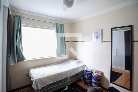 Casa à venda com 326m², 5 quartos e 3 vagasQuarto 2