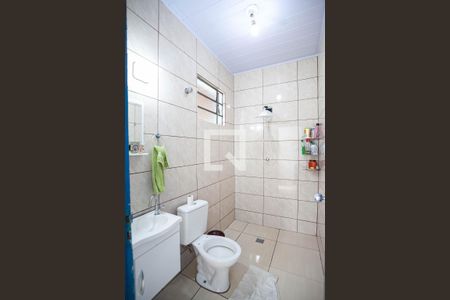 Casa à venda com 326m², 5 quartos e 3 vagasBanheiro social 2