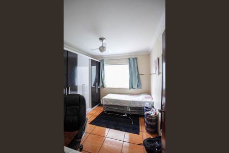 Casa à venda com 326m², 5 quartos e 3 vagasQuarto 2