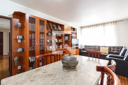 Apartamento à venda com 190m², 4 quartos e 2 vagas