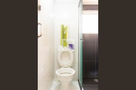 Apartamento para alugar com 74m², 2 quartos e 2 vagas Apartamento para alugar com 74m², 2 quartos e 2 vagasBanheiro