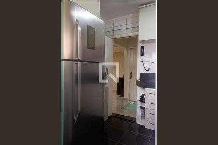 Apartamento para alugar com 74m², 2 quartos e 2 vagas Apartamento para alugar com 74m², 2 quartos e 2 vagasCozinha