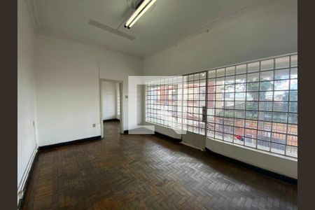 Casa à venda com 300m², 5 quartos e 2 vagas