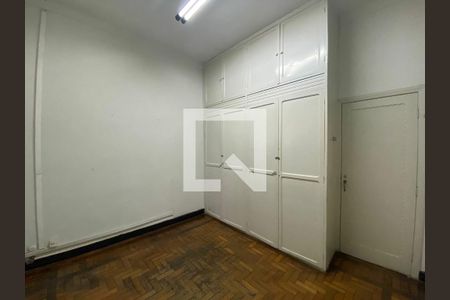 Casa à venda com 300m², 5 quartos e 2 vagas
