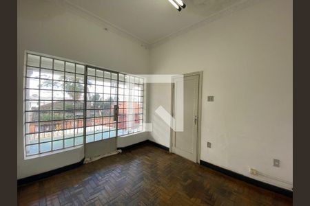 Casa à venda com 300m², 5 quartos e 2 vagas