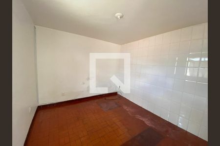 Casa à venda com 300m², 5 quartos e 2 vagas