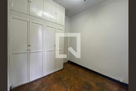 Casa à venda com 300m², 5 quartos e 2 vagas