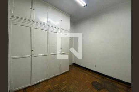 Casa à venda com 300m², 5 quartos e 2 vagas