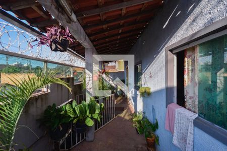 Casa à venda com 293m², 4 quartos e 1 vaga