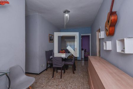 Casa à venda com 293m², 4 quartos e 1 vaga