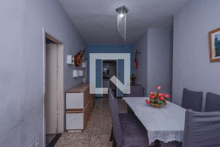 Casa à venda com 293m², 4 quartos e 1 vaga