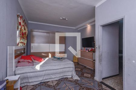 Casa à venda com 293m², 4 quartos e 1 vaga