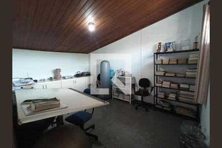 Casa à venda com 291m², 5 quartos e 4 vagas