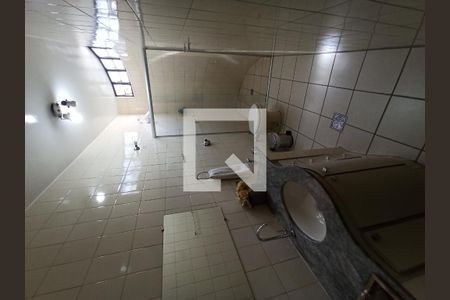 Casa à venda com 291m², 5 quartos e 4 vagas