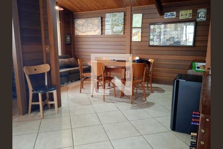 Casa à venda com 3 quartos, 650m² em Estoril, Belo Horizonte