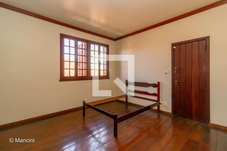 Casa à venda com 413m², 7 quartos e 4 vagas