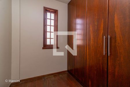Casa à venda com 413m², 7 quartos e 4 vagas