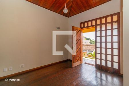 Casa à venda com 413m², 7 quartos e 4 vagas
