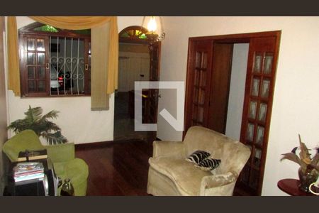 Casa à venda com 360m², 3 quartos e 4 vagas