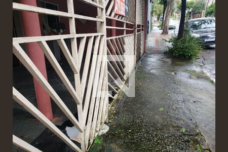 Casa à venda com 340m², 2 quartos e 4 vagas