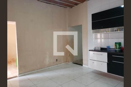 Casa à venda com 340m², 2 quartos e 4 vagas