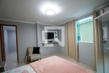 Casa de condomínio à venda com 300m², 5 quartos e 2 vagas Casa de condomínio à venda com 300m², 5 quartos e 2 vagasSuíte 2