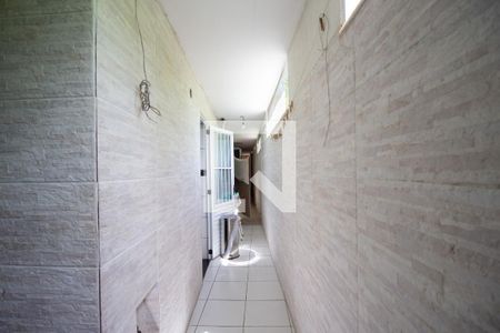 Casa de condomínio à venda com 300m², 5 quartos e 2 vagas Casa de condomínio à venda com 300m², 5 quartos e 2 vagasÁrea de Serviço