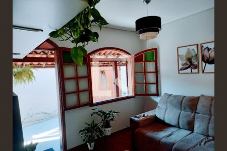Casa à venda com 360m², 3 quartos e 4 vagas