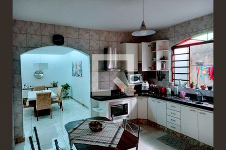 Casa à venda com 360m², 3 quartos e 4 vagas